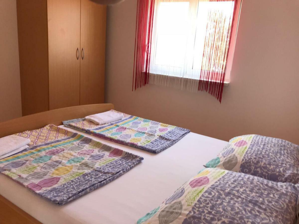 Guesthouse Pejo Пореч Экстерьер фото